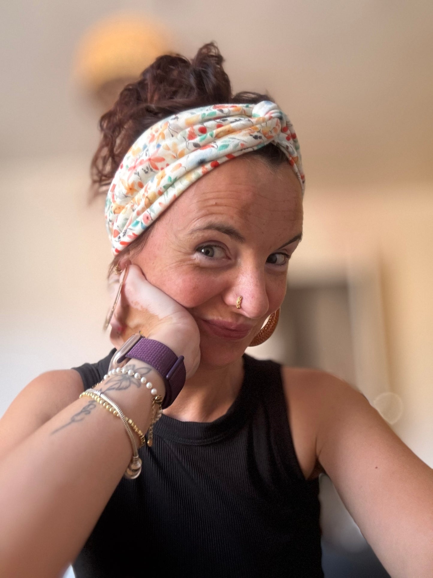 Indira double gaze