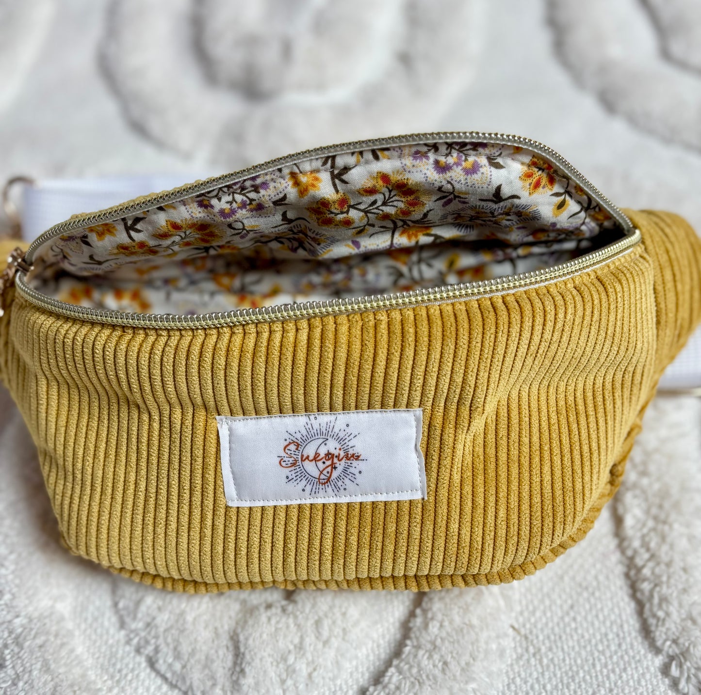 Banane velours cotelé jaune