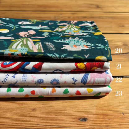 Tissu enfant doux et joyeux – imprimé amusant idéal pour des créations pleines de tendresse"