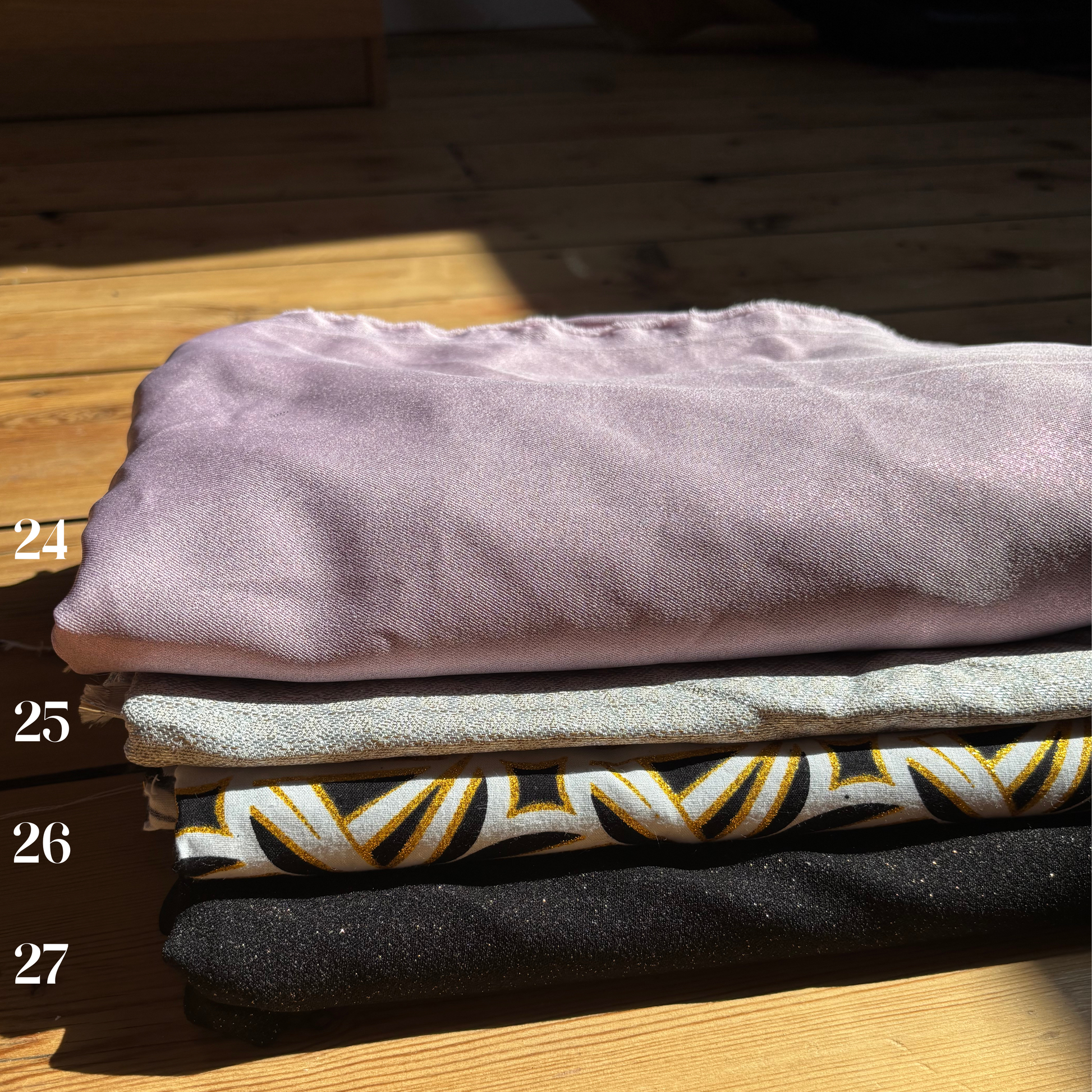 Tissu brillant à paillettes – éclat raffiné pour des accessoires lumineux et élégants